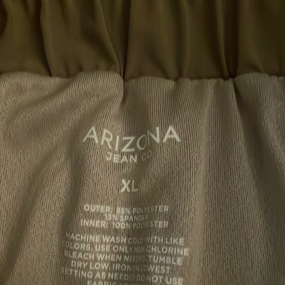 Arizona Mid Rise Shortie Short - Picture 3 of 6